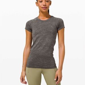 Lululemon Swiftly Tech Short Sleeve 2.0 Sage Size 6